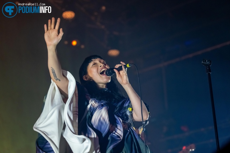 Little Dragon op Little Dragon - 21/11 - Melkweg foto