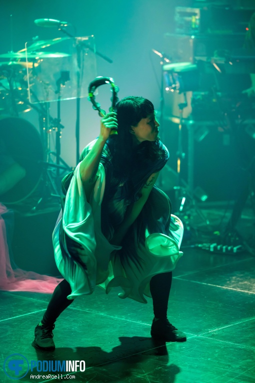 Little Dragon op Little Dragon - 21/11 - Melkweg foto