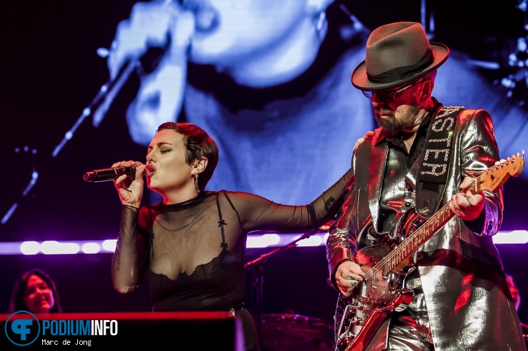 Dave Stewart op Eurythmics Songbook Featuring Dave Stewart - 28/11 - TivoliVredenburg foto