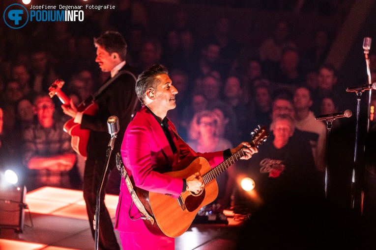 Danny Vera op Danny Vera - 05/12 - TivoliVredenburg foto