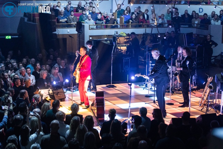 Danny Vera op Danny Vera - 05/12 - TivoliVredenburg foto