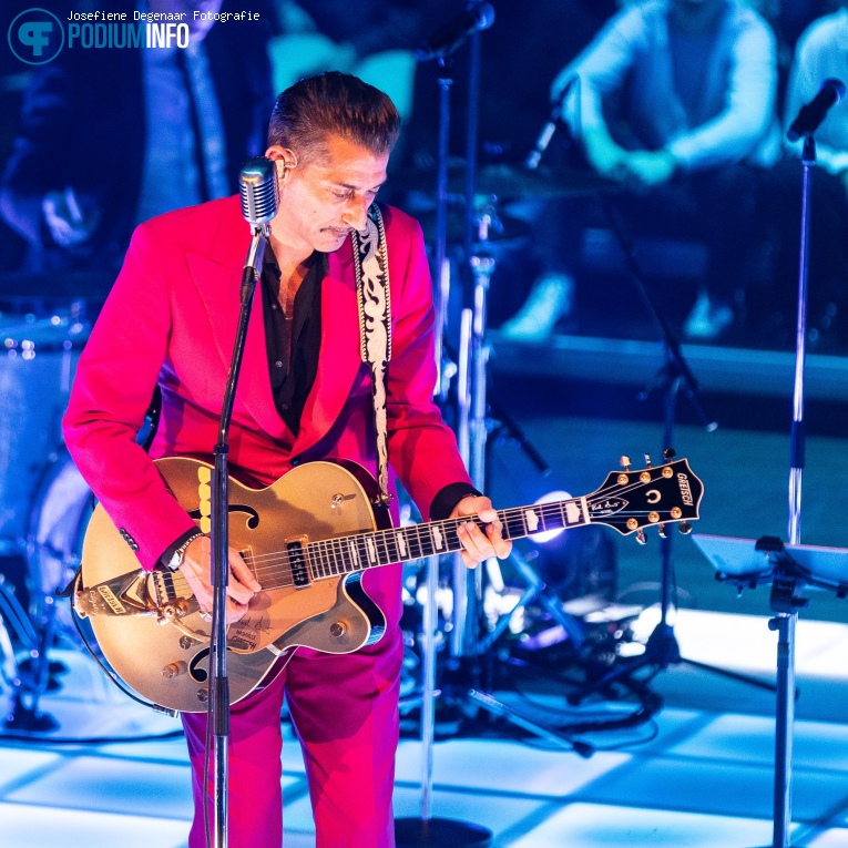 Danny Vera op Danny Vera - 05/12 - TivoliVredenburg foto
