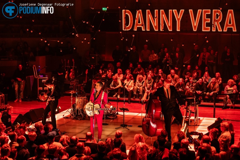 Danny Vera op Danny Vera - 05/12 - TivoliVredenburg foto