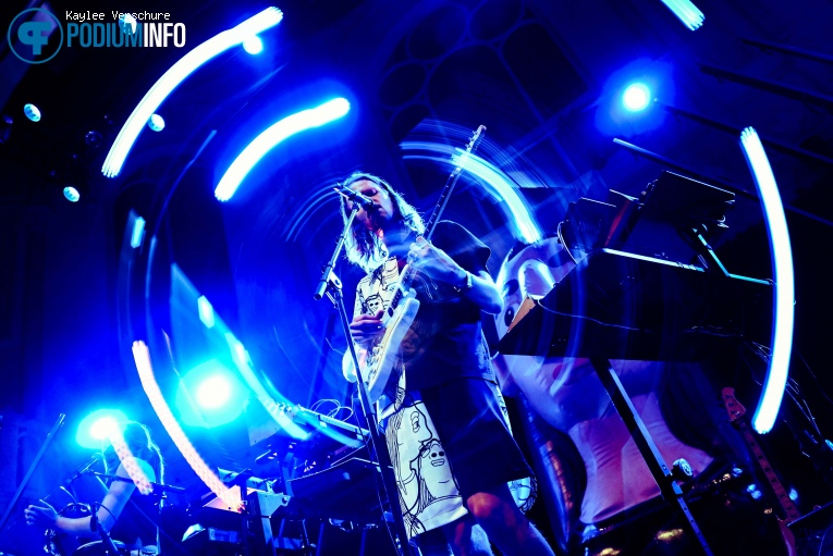 Daði Freyr op Daði Freyr - 11/12 - Paradiso foto