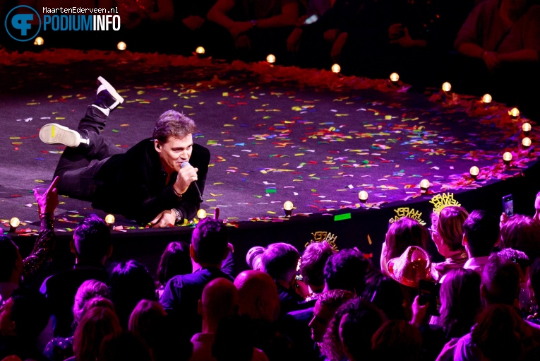 Jeroen van der Boom op Muziekfeest Van Het Jaar 2023 - 08/12 - Ziggo Dome foto