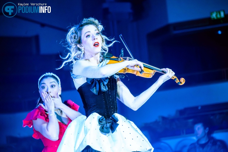 Lindsey Stirling op Lindsey Stirling - 21/12 - TivoliVredenburg foto