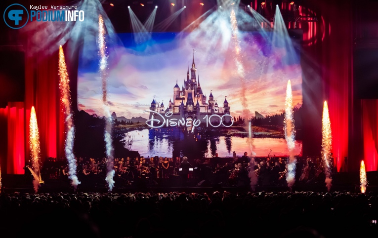 The New Symphonics op Disney 100 in concert - 28/12 - Ziggo Dome foto