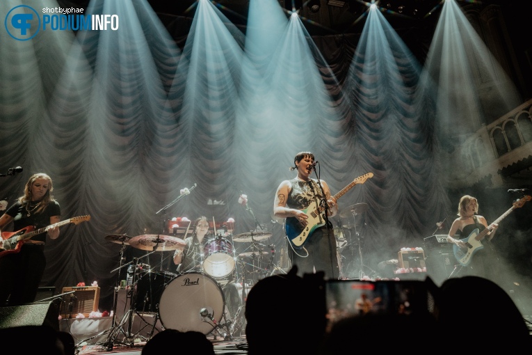 Teen Jesus And The Jean Teasers op The Vaccines - 17/01 - Paradiso foto