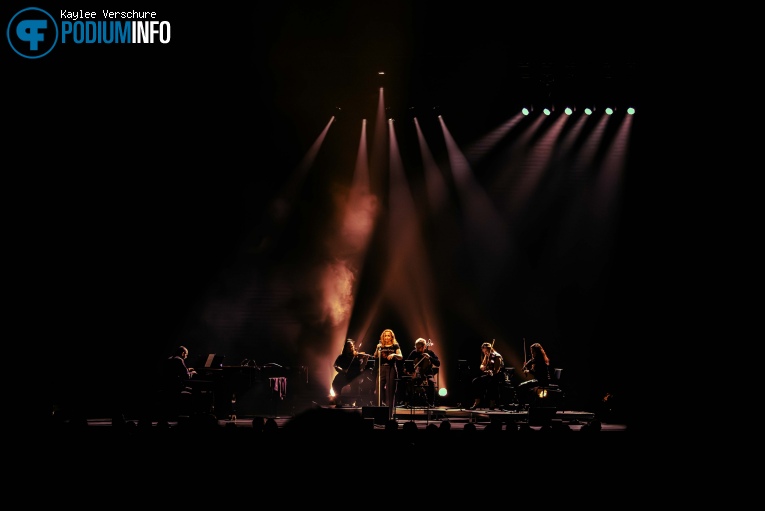 Anneke van Giersbergen op Anneke van Giersbergen - 19/01 - Schouwburg Concertzaal Tilburg foto