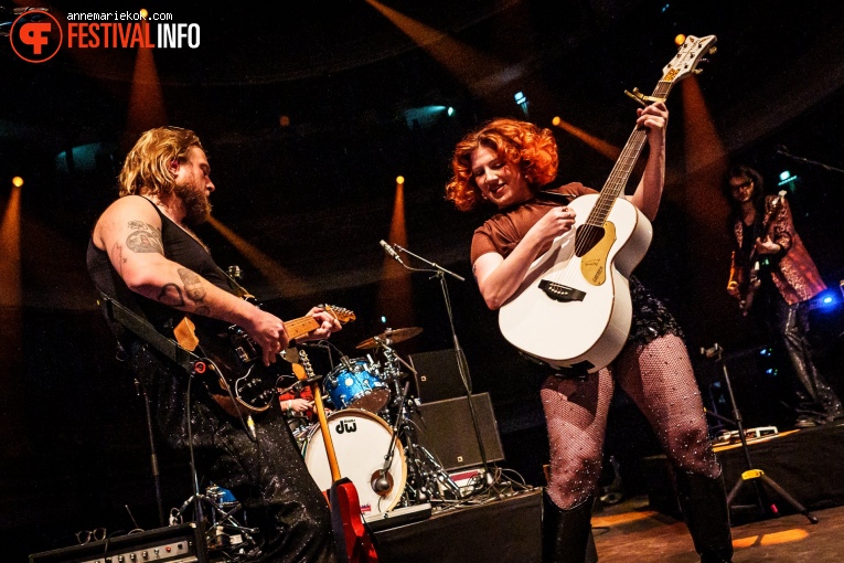 CMAT op Eurosonic Noorderslag 2024 - woensdag foto