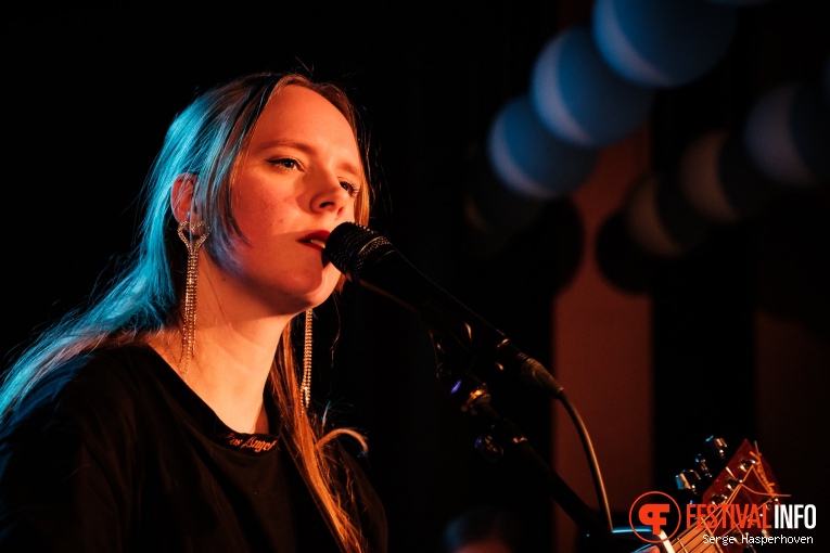Lisa Ploeger op Eurosonic Noorderslag 2024 - woensdag foto