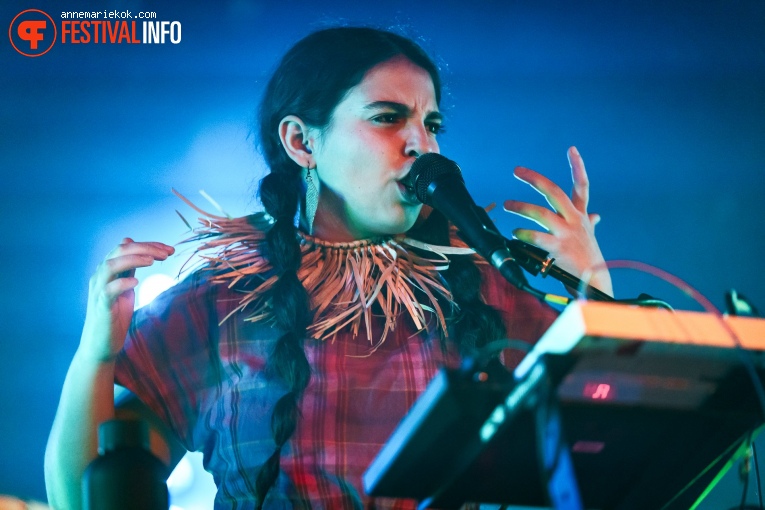 Ana Lua Caiano op Eurosonic Noorderslag 2024 - donderdag foto