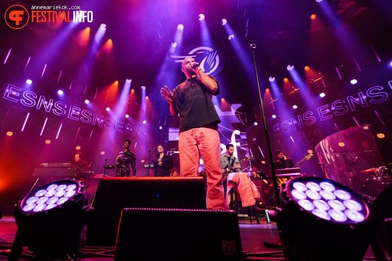 Sef & Het El Salvador Ensemble op Eurosonic Noorderslag 2024 - zaterdag foto