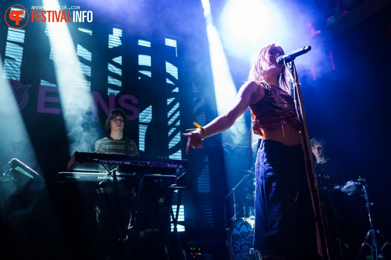 Anna-Rose Clayton op Eurosonic Noorderslag 2024 - zaterdag foto