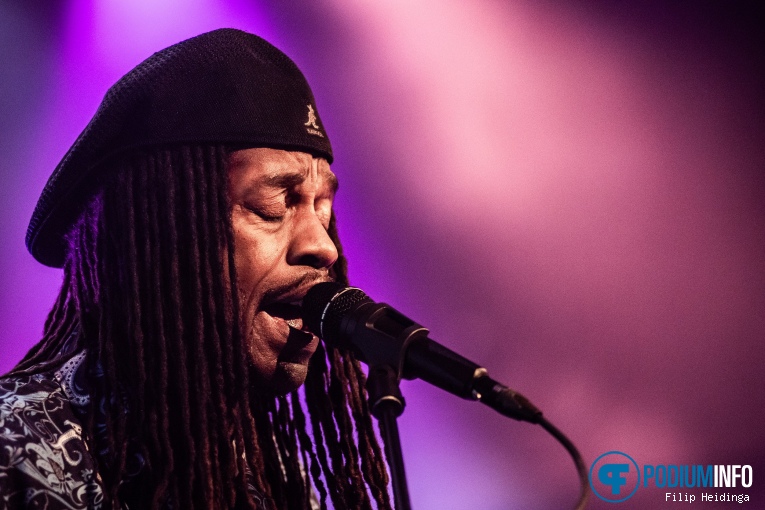 Bernard Allison op Bernard Allison & Ally Venable - Ruf Records 30th Anniversary Tour - 04/02 - Iduna foto