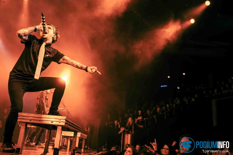 SiM op Nothing More + Special Guest: Sim Met Voorprogramma: Special Guest: Si - 13/02 - TivoliVredenburg foto
