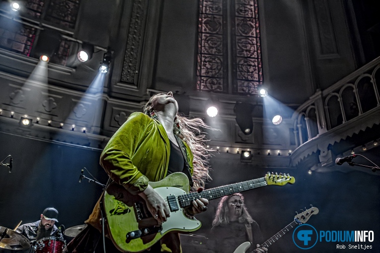 Joanne Shaw Taylor op Joanne Shaw Taylor - 14/02 - Paradiso foto