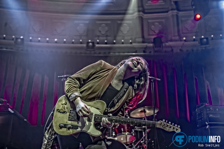 Joanne Shaw Taylor op Joanne Shaw Taylor - 14/02 - Paradiso foto