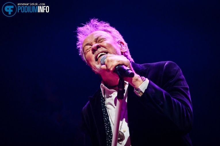 Paul Young op Paul Young - 20/02 - TivoliVredenburg foto