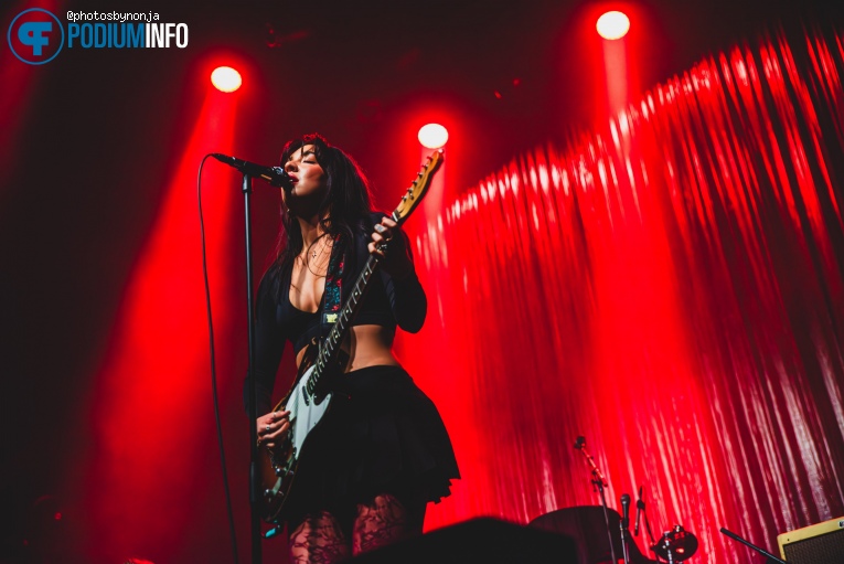 The Mysterines op Frank Carter & The Rattlesnakes - 27/02 - 013 foto