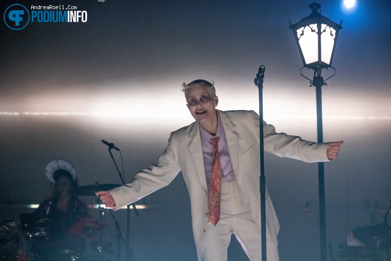 Fever Ray op Fever Ray - 27/02 - Gashouder foto