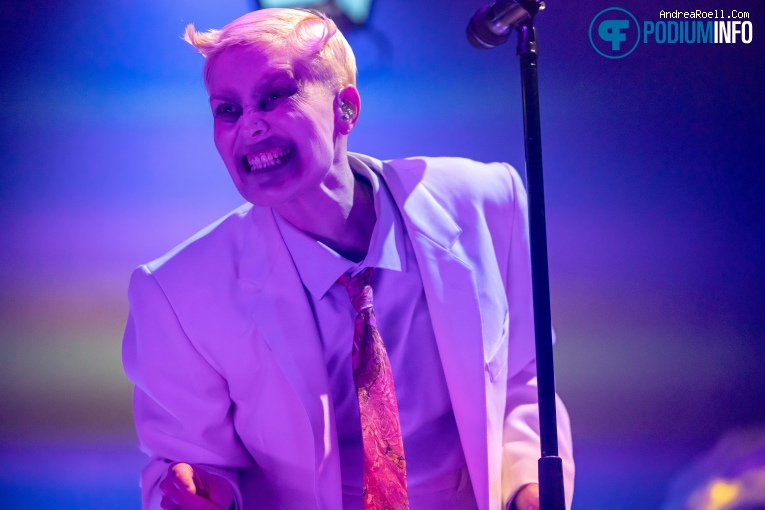 Fever Ray op Fever Ray - 27/02 - Gashouder foto