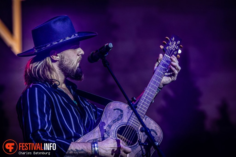 Jackson Dean op Country to country 2024 foto