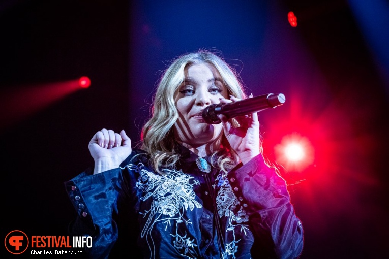 Lauren Alaina op Country to country 2024 foto