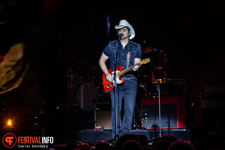 Brad Paisley op Country to country 2024 foto