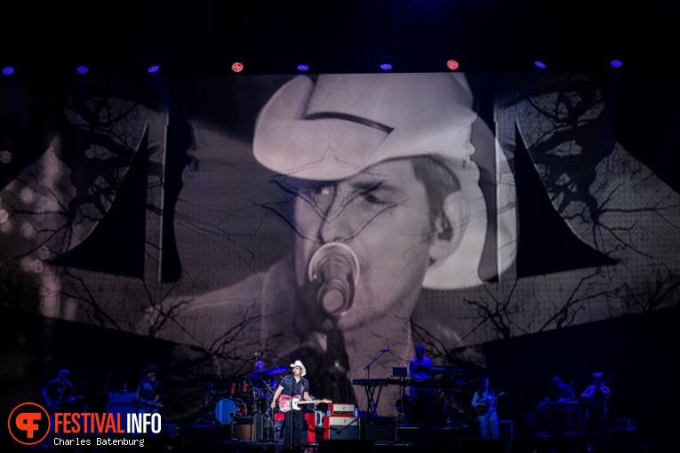 Brad Paisley op Country to country 2024 foto