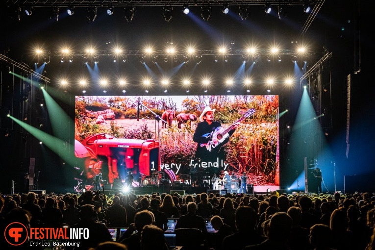 Brad Paisley op Country to country 2024 foto