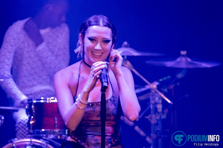 Yonaka op Yonaka - 03/03 - Melkweg foto