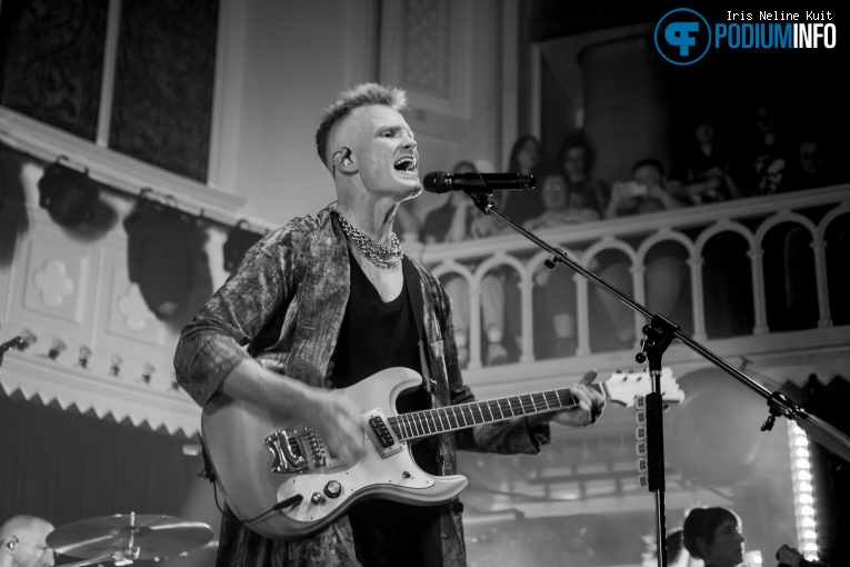 Mother Mother op Mother Mother - 12/03 - Paradiso foto
