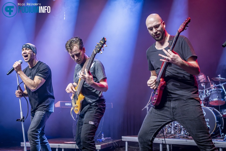 Regressive Hypnosis op Regressive Hypnosis: A Tribute To Dream Theater - 16/03 - Neushoorn foto