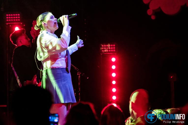 Roxeanne Hazes op Roxeanne Hazes - 16/03 - Metropool foto