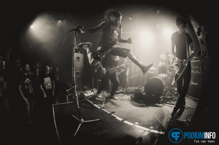 Massive Wagons op Massive Wagons - 16/03 - Willem Twee poppodium foto
