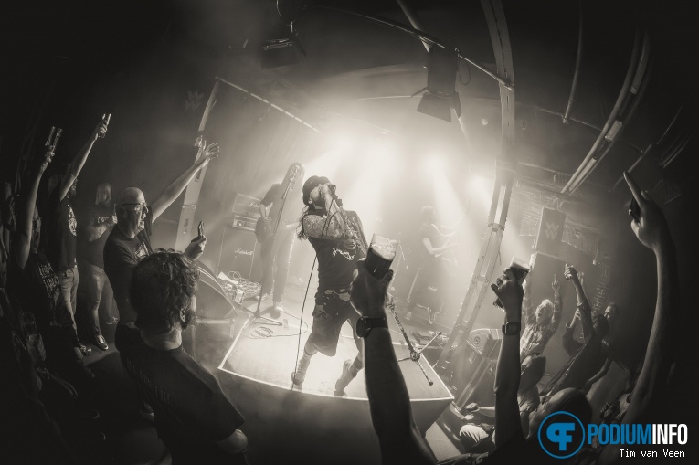 Massive Wagons op Massive Wagons - 16/03 - Willem Twee poppodium foto
