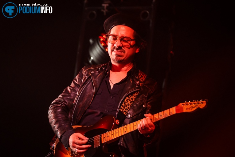 Black Pumas op Black Pumas - 17/03 - AFAS Live foto
