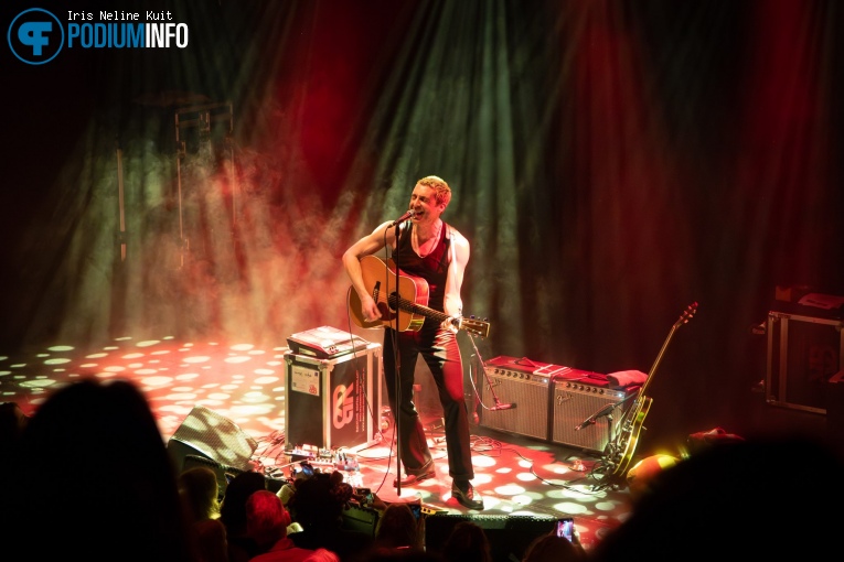 Miles Kane op Miles Kane - 31/03 - Patronaat foto