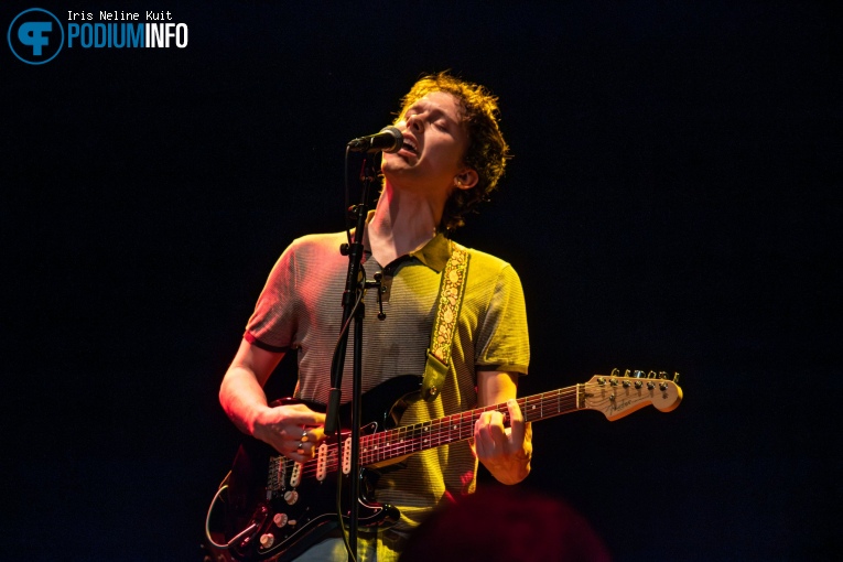 Ten Tonnes op Miles Kane - 31/03 - Patronaat foto