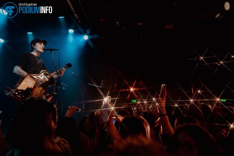 Isaac Anderson op The Academic - 04/04 - Melkweg foto