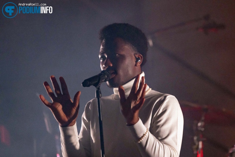 Claude op CLAUDE - 12/04 - Luxor Live foto