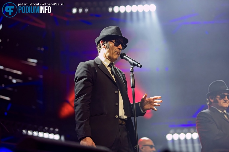 Brothers Of Blues op The Tribute - Live in Concert - 12/04 - Ziggo Dome foto