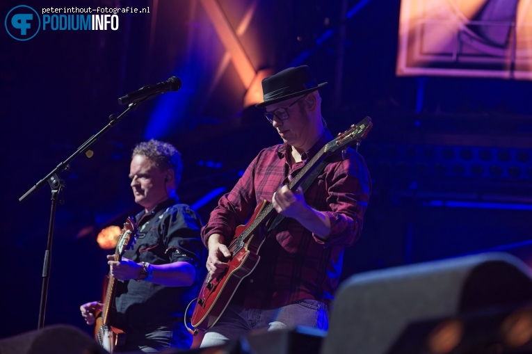 The Fortunate Sons op The Tribute - Live in Concert - 12/04 - Ziggo Dome foto