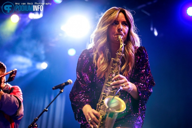 Candy Dulfer op Candy Dulfer - 21/04 - TivoliVredenburg foto