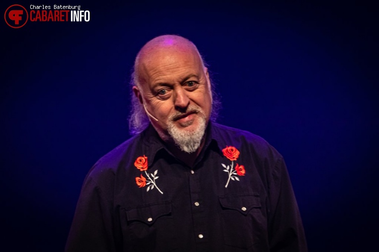 Foto Bill Bailey op Bill Bailey -Thoughtifier - 17/04 - Oude Luxor Theater