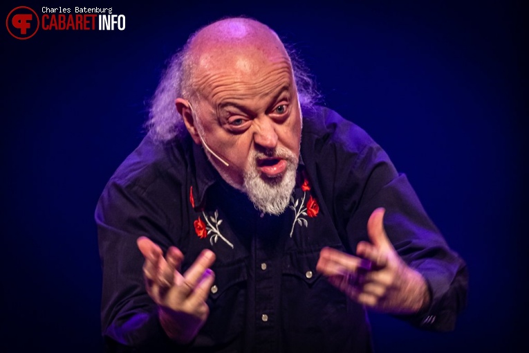 Foto Bill Bailey op Bill Bailey -Thoughtifier - 17/04 - Oude Luxor Theater