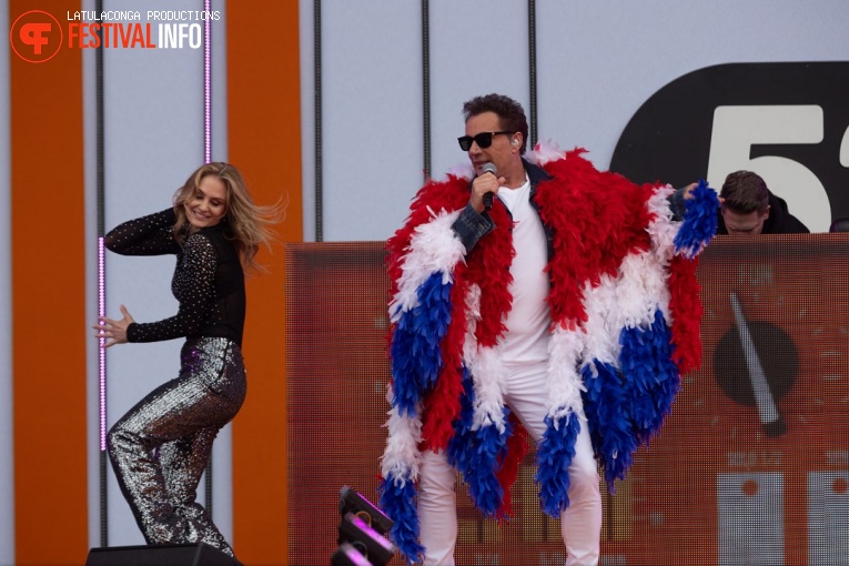 Gerard Joling op 538 Koningsdag 2024 foto