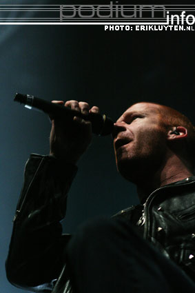 Iced Earth op Saxon - 3/2 - 013 foto
