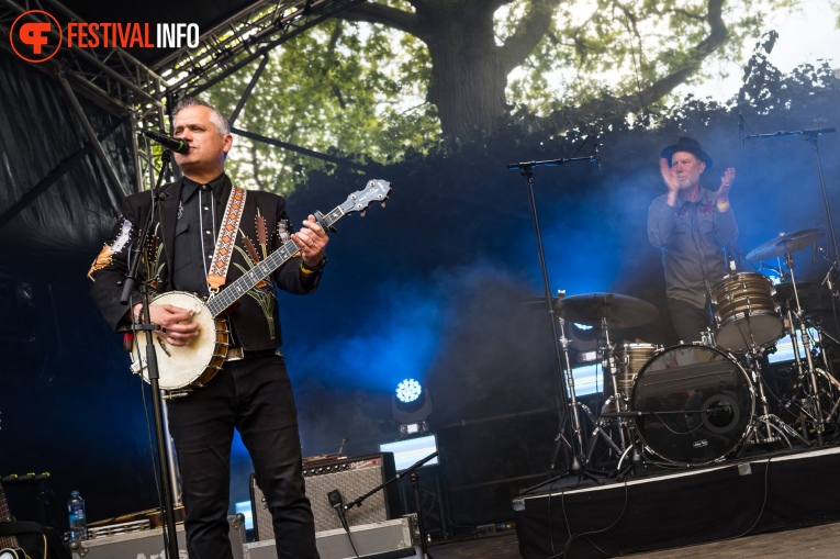 Elliott Brood op Des Konings Festival 2024 foto